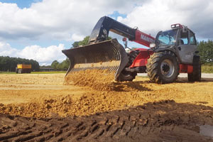 Grondverzet verreiken Manitou POMPER HIJKEN